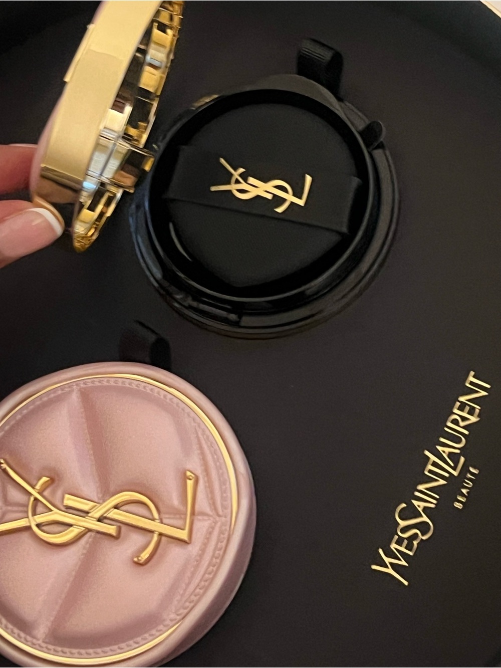 YSL Skin Affair Soft Glow Cushion Foundation Keychain Exclusive Viral PR bundle - Picture 4 of 7
